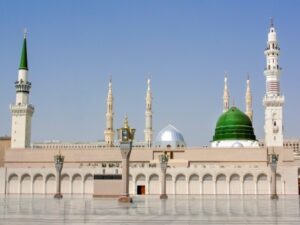 Medina mosque e1416997779581