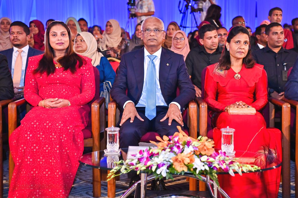Raees Solih with Aishath Ali and Madam Fazu Fenvaruonline