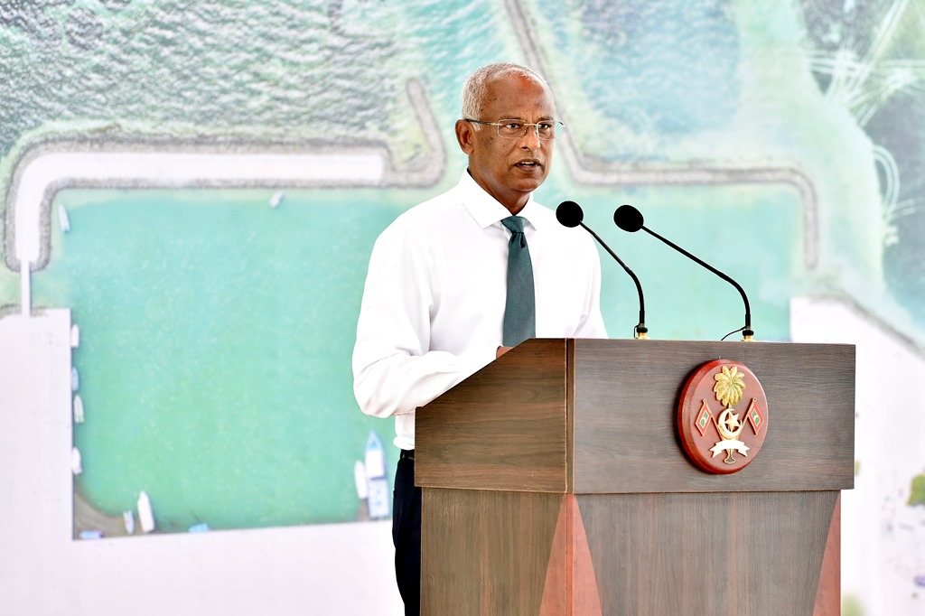 Veyvah Raees Solih fenvaruonline