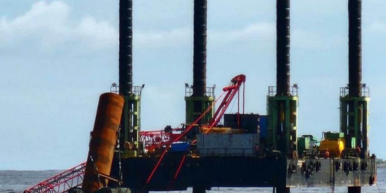 FjNScKKaUAAJXlM 750x375