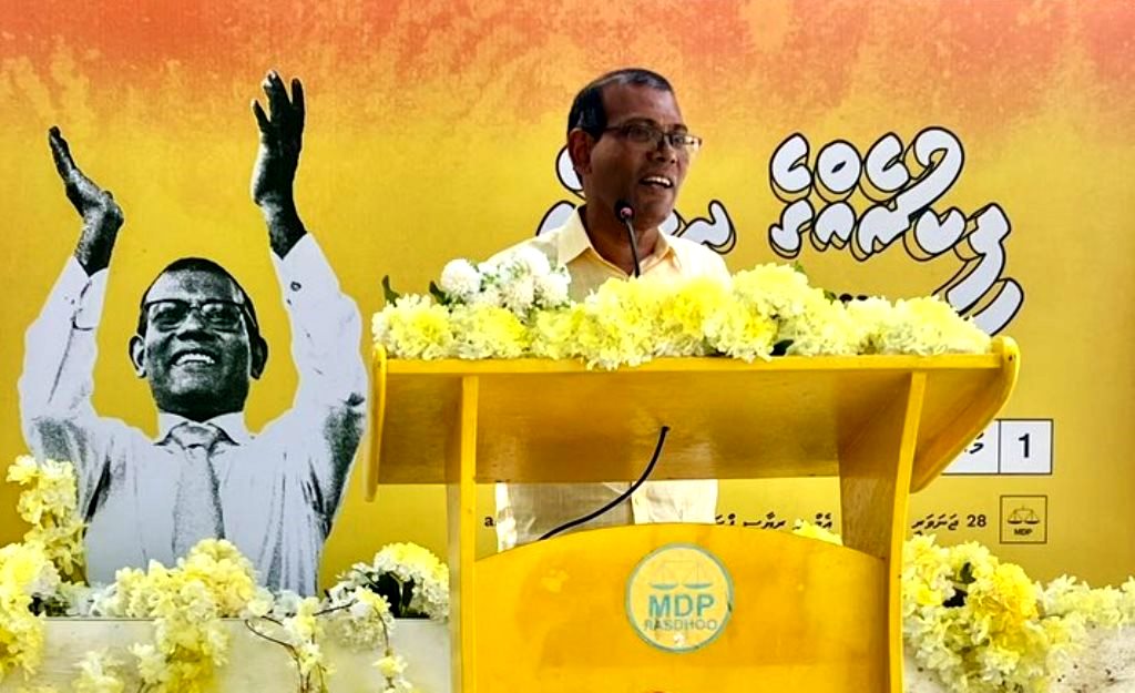 Raees Nasheed 2023 fenvaruonline
