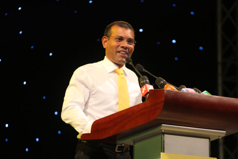 Raees Nasheed Fenvaruonline