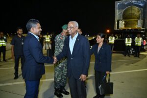 Raees Solih Madam Fazna fenvaruonline