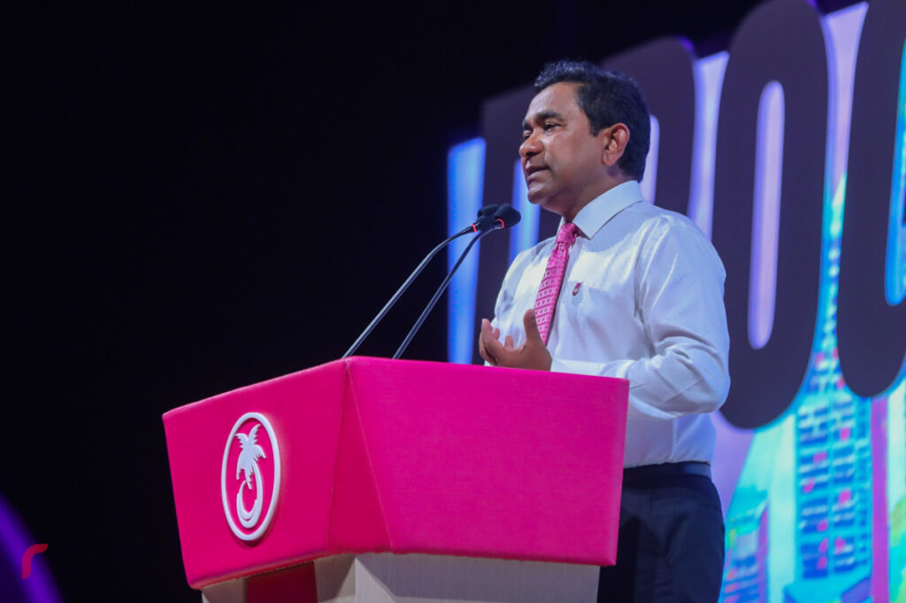 Raees Yaameen fenvaru