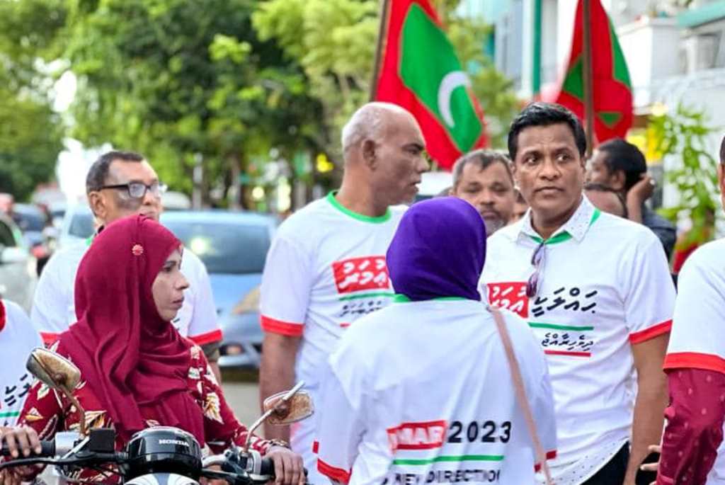 Umar Naseer 2023 fenvaru Online