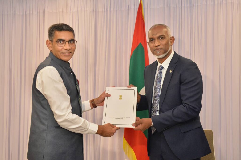 Muizzu with India