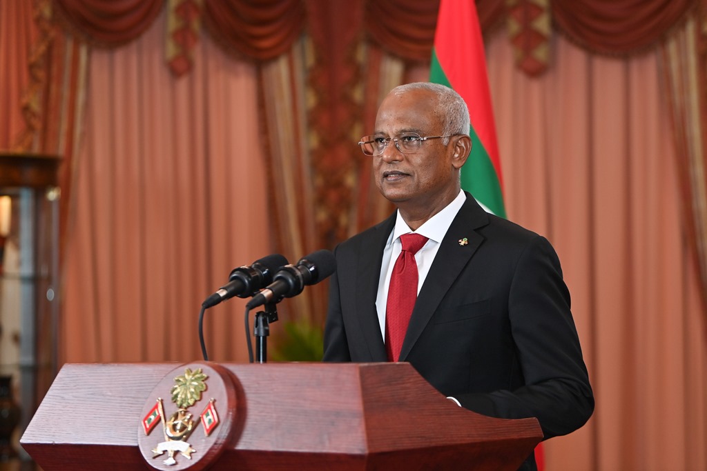 Raees Solih 11112023