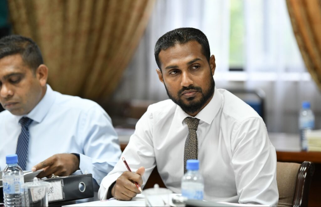 214818 3 802eabc9158d7ccc0ec9440ac5ab2ea60636f5df large