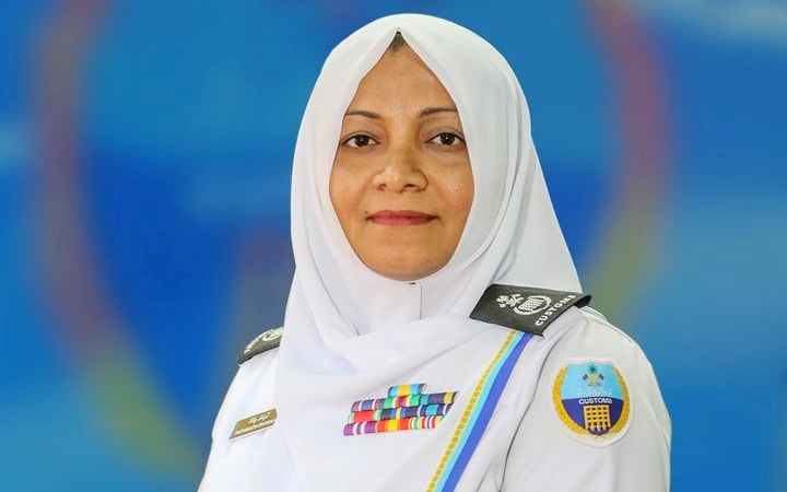 Customs Dhiyana