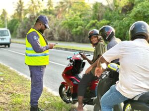 Polic Laamu gan fenvaru