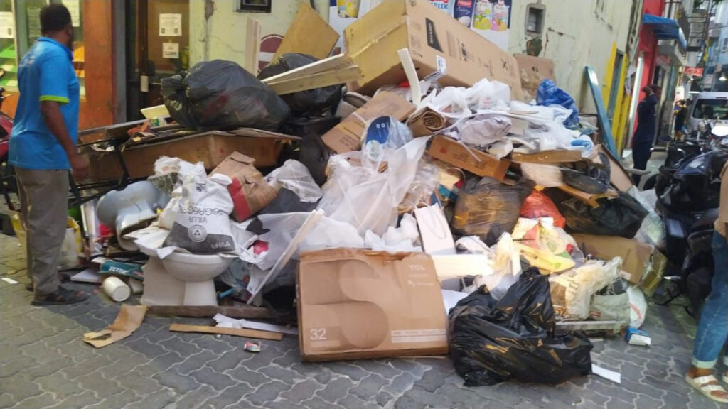 Large 171030913952DIgo