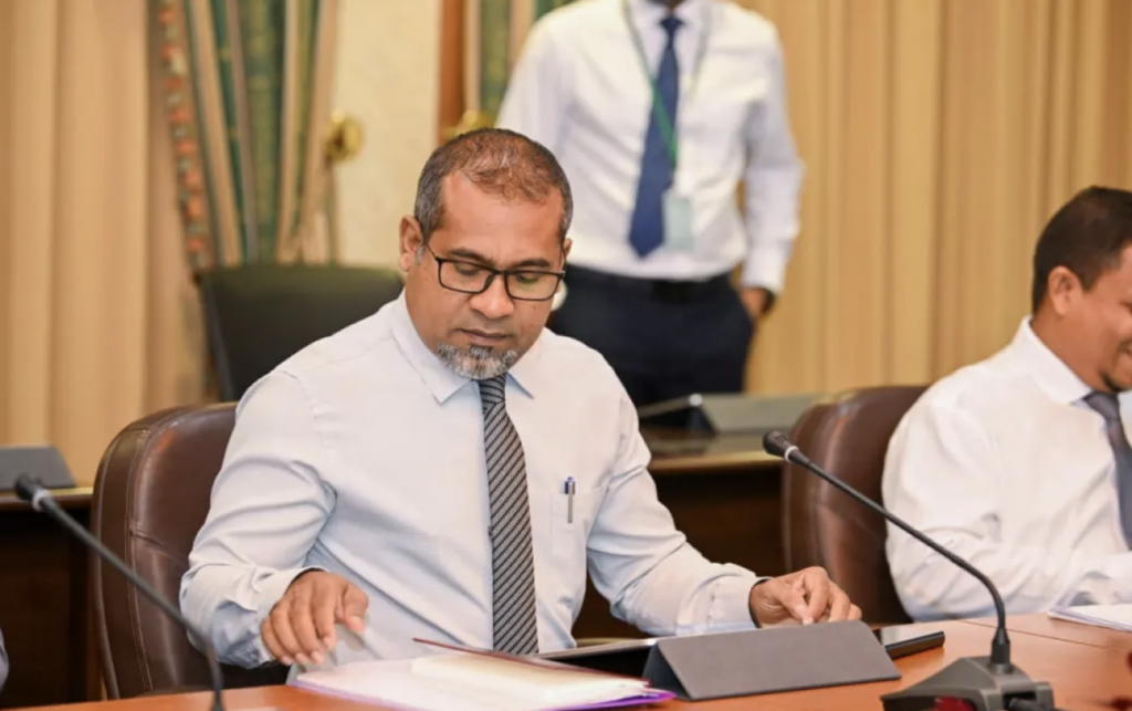 Big cLT1tw60jB1nVcVsJE2KSUFvU