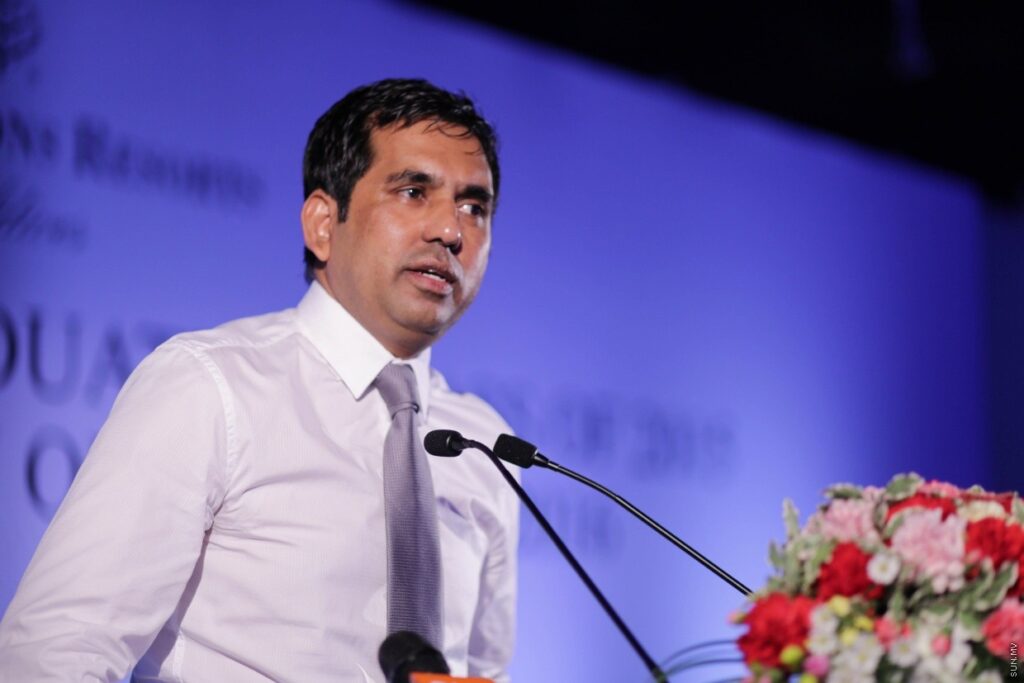 Large 142883979742Jfpy