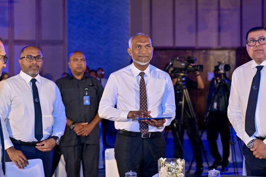 Imigration Raees Muizzu